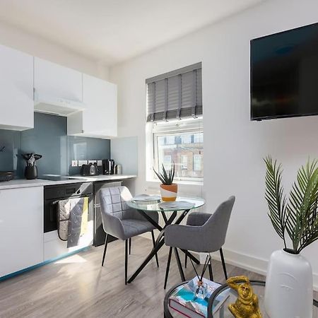 Studio Apt, 8 Min Walk From Tube 3 Londres Extérieur photo