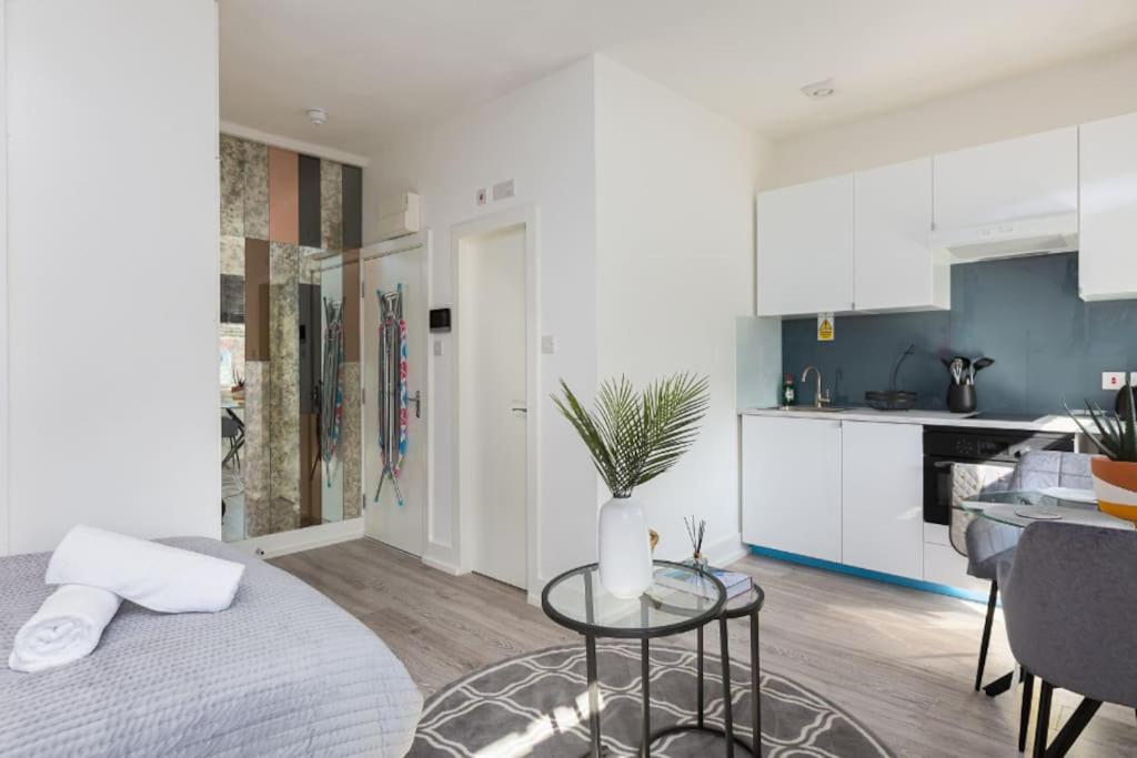 Studio Apt, 8 Min Walk From Tube 3 Londres Extérieur photo
